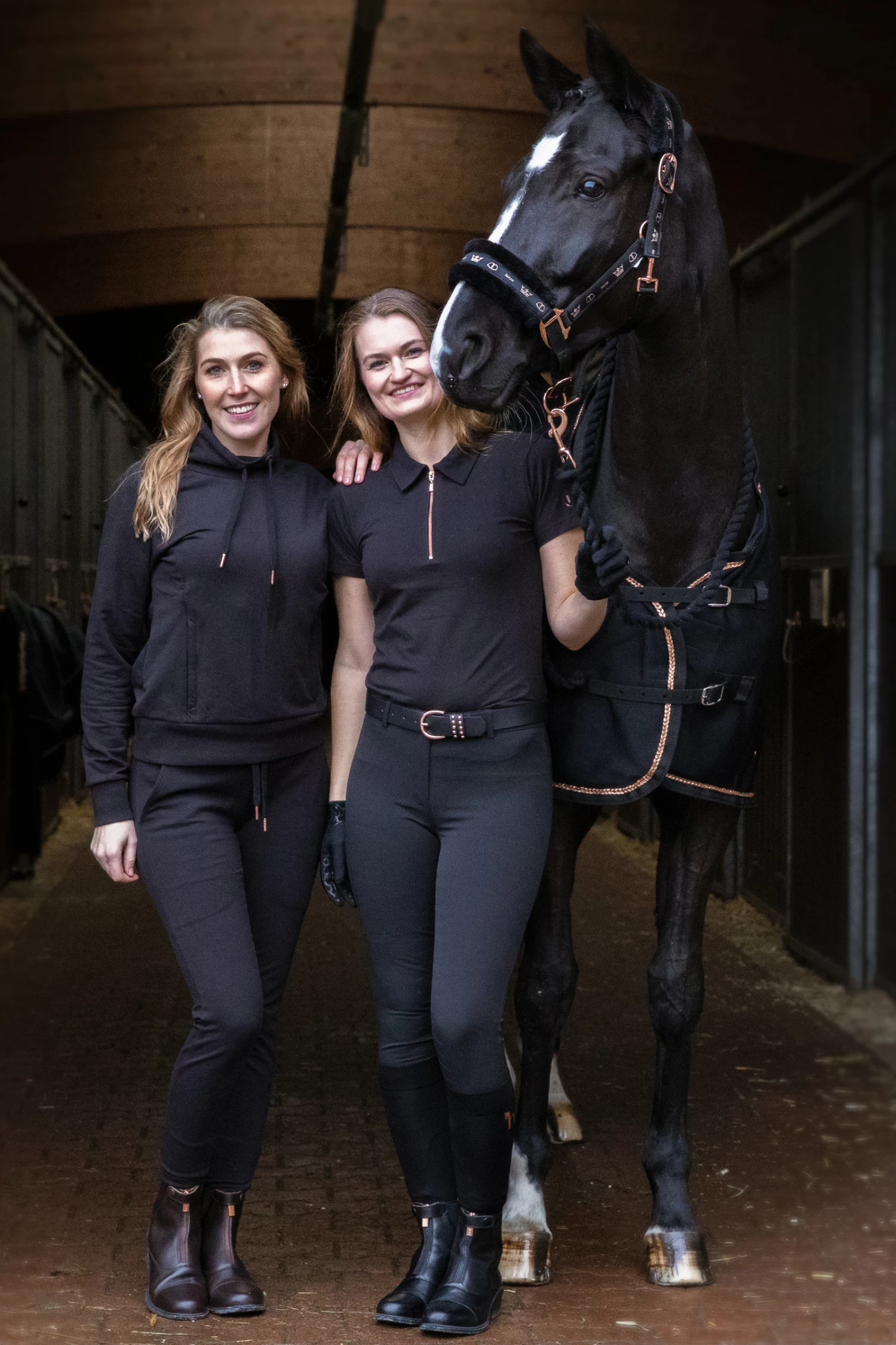 Horze Lianna Riding Gloves With PU Palm 9 Horze Lianna Riding Gloves With PU Palm - Image 9