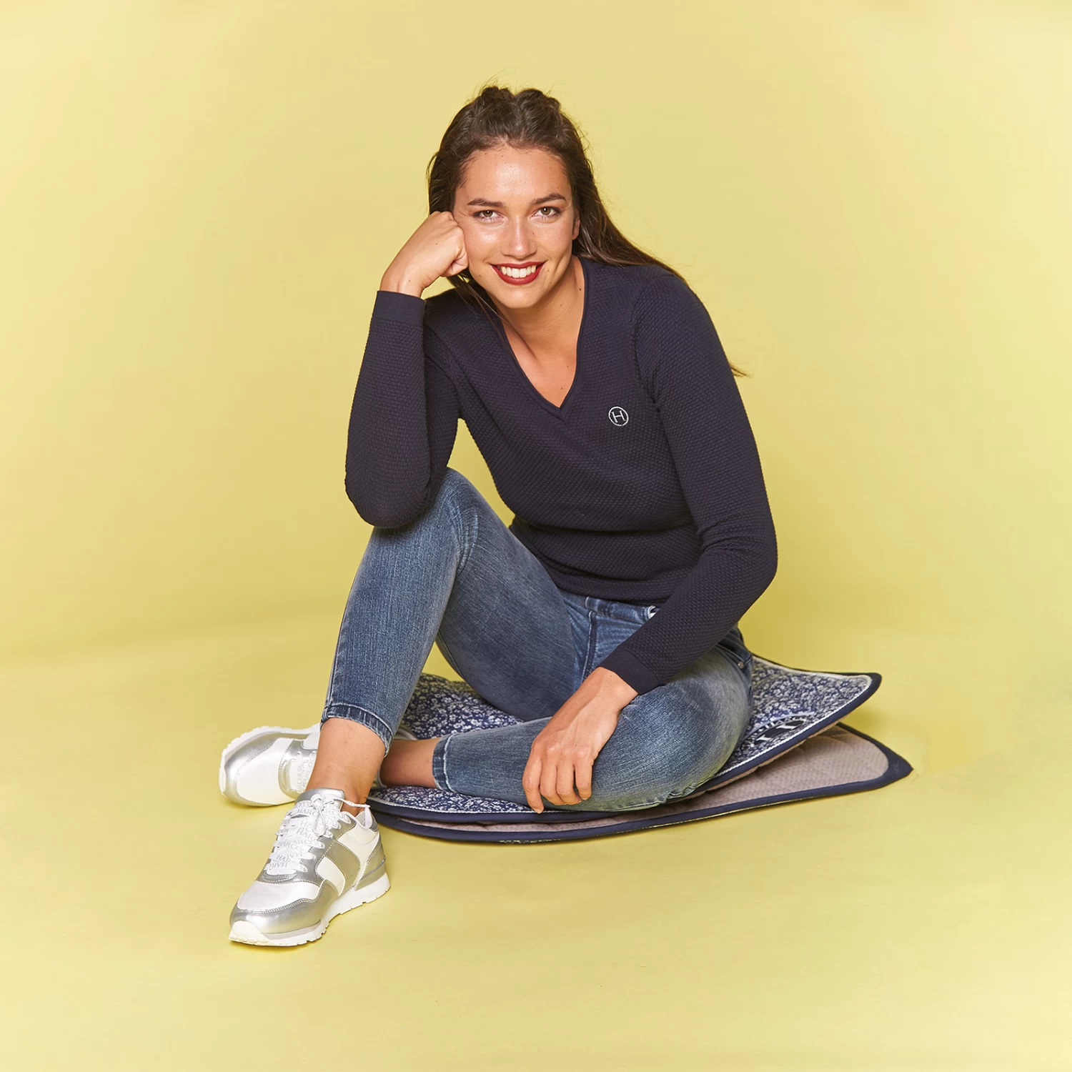 Harcour Toulon Women's Sweater 5 Harcour Toulon Women's Sweater - Image 5