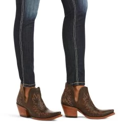 Ariat Real Mid Rise Skinny Ella For Women 7 Ariat Real Mid Rise Skinny Ella For Women -Equestrian Clothing Shop 335368 DNB 4