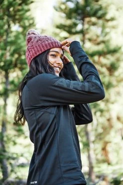 Ariat Women's Laguna 1/4 Zip Longsleeve 20 Ariat Women's Laguna 1/4 Zip Longsleeve -Equestrian Clothing Shop 335372 BL BL 3