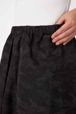 Horze Camo Luminox Reflective Skirt For Women 11 Horze Camo Luminox Reflective Skirt For Women -Equestrian Clothing Shop 33980 099 06