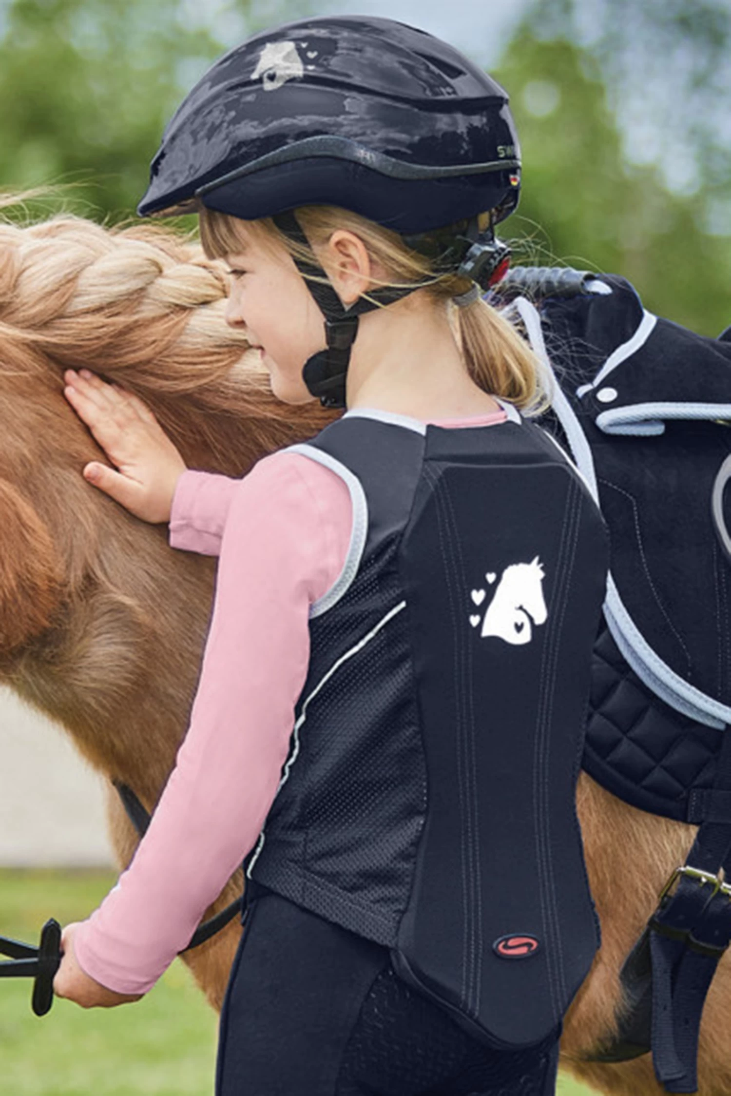 Waldhausen Swing P06 Flexible Kids' Back Protector 5 Waldhausen Swing P06 Flexible Kids' Back Protector - Image 5