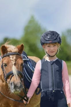 Waldhausen Swing P06 Flexible Kids' Back Protector 11 Waldhausen Swing P06 Flexible Kids' Back Protector -Equestrian Clothing Shop 344045 DB 6