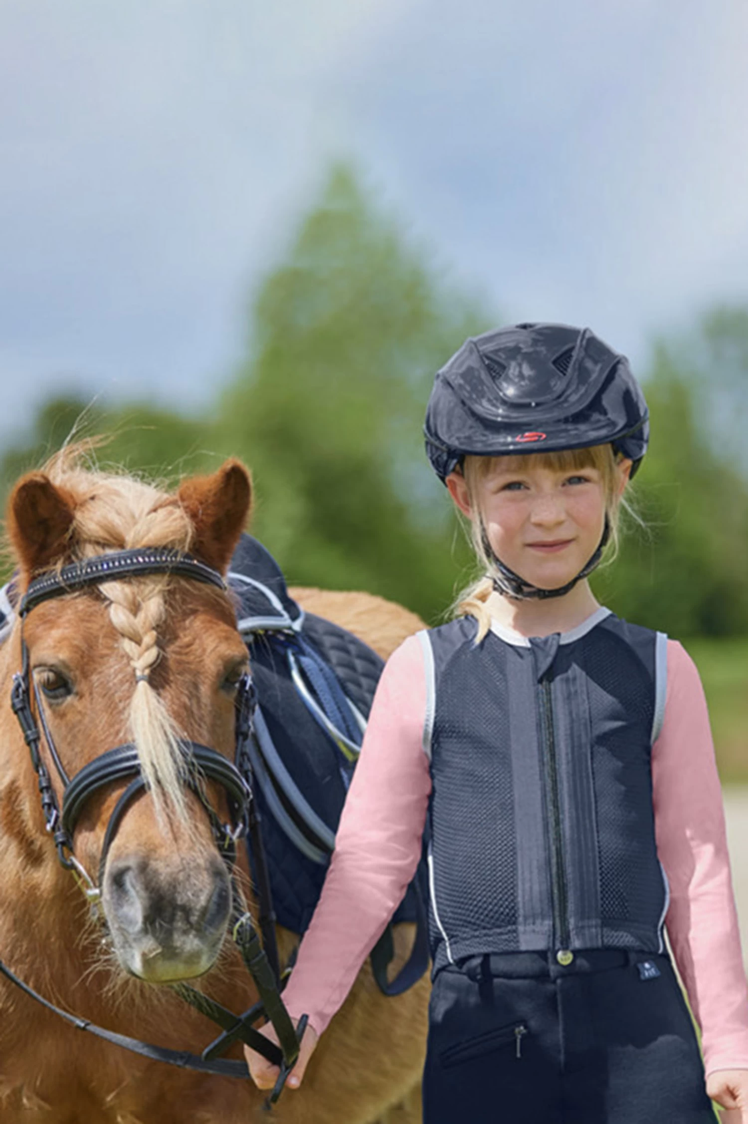 Waldhausen Swing P06 Flexible Kids' Back Protector 6 Waldhausen Swing P06 Flexible Kids' Back Protector - Image 6