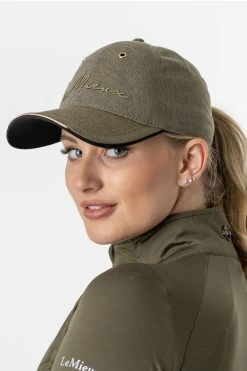 LeMieux Simone Seamless Cap -Equestrian Clothing Shop 344240 WMGR 03