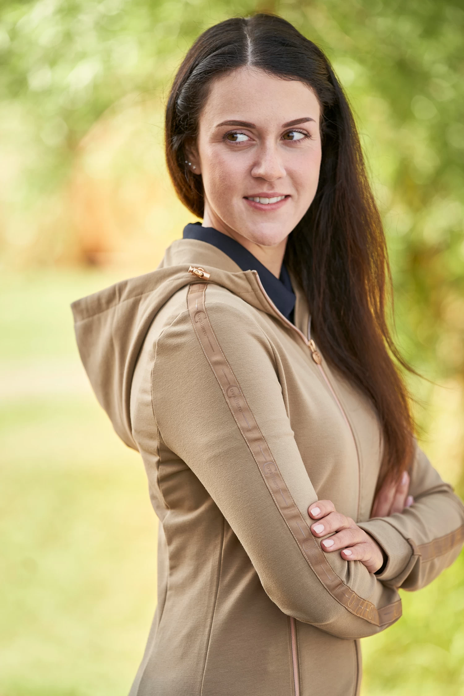 Covalliero SS23 Women's Zip Hoodie 3 Covalliero SS23 Women's Zip Hoodie - Image 3