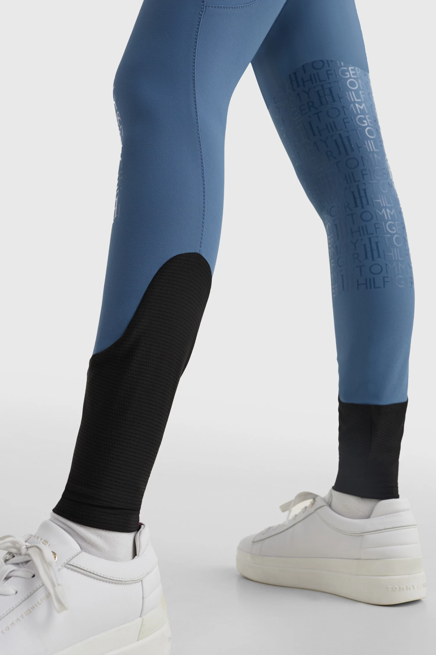 Tommy Hilfiger Equestrian Pro Women's Knee Grip Breeches 13 Tommy Hilfiger Equestrian Pro Women's Knee Grip Breeches - Image 13