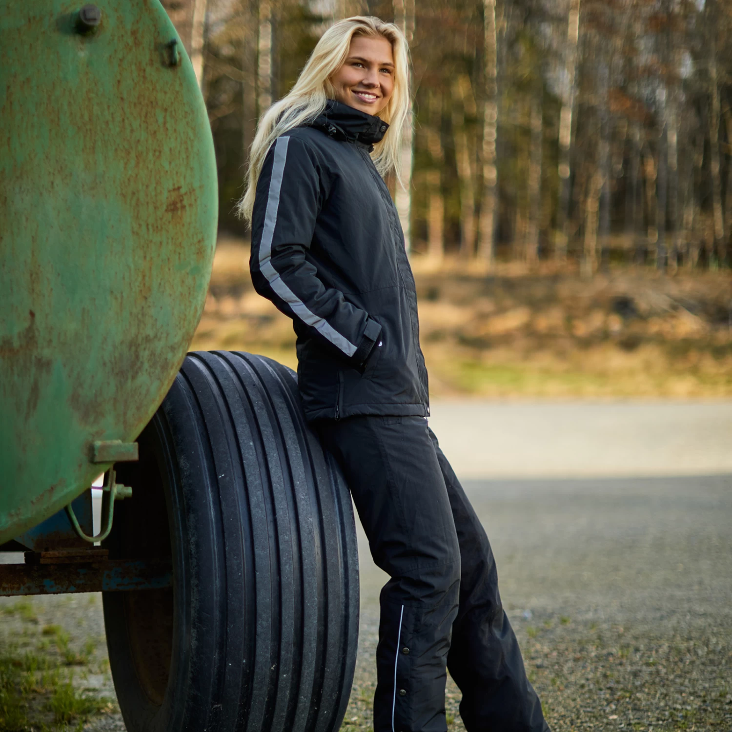 Horze Cheyenne Padded Winter Breeches For Women 8 Horze Cheyenne Padded Winter Breeches For Women - Image 8